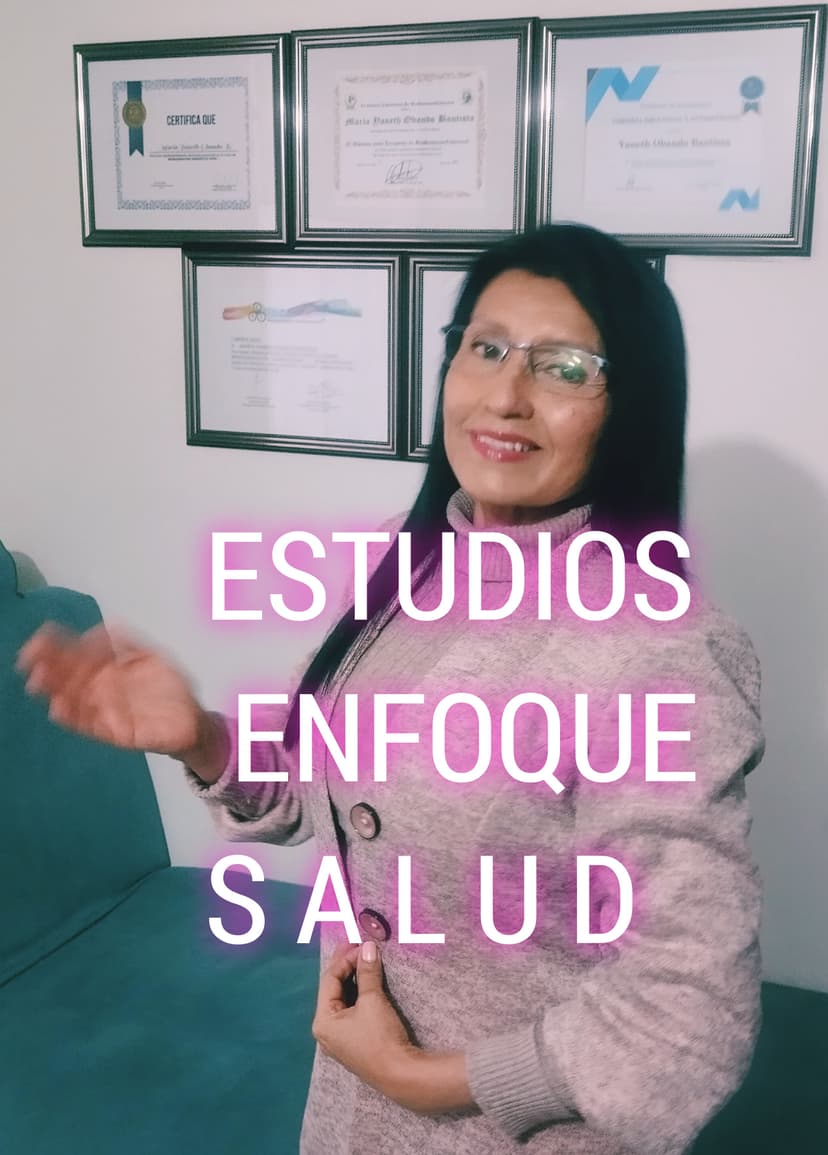 María Yaneth Obando durante una presentación sobre estudios y enfoque de salud